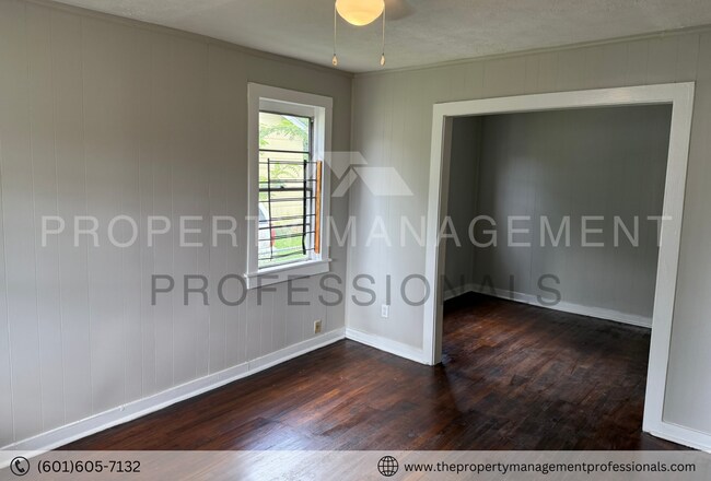 Foto del edificio - Charming 2-Bedroom Home