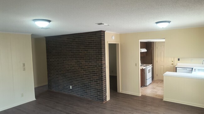 Foto del edificio - 2800 S Taft St