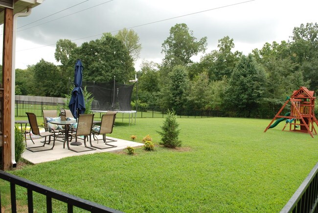 Foto del edificio - 2548 Waterhaven Dr