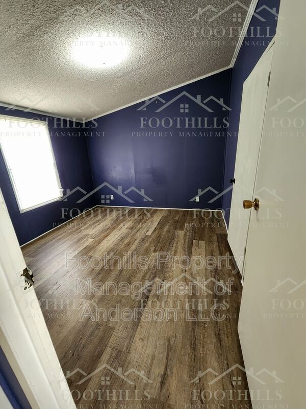 Building Photo - 91 Lemans Dr
