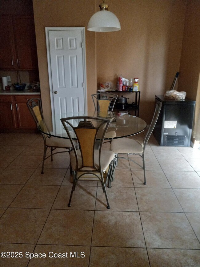 Foto del edificio - 561 Lambert St SW