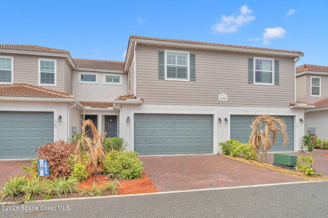 Foto del edificio - 1445 Isabella Dr