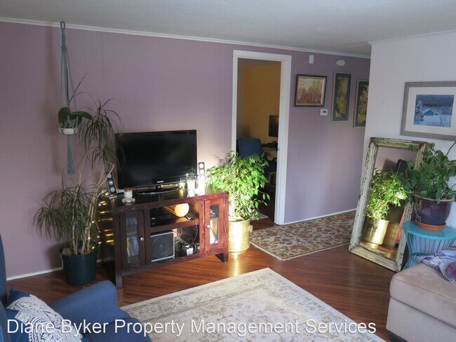 Building Photo - 2 br, 1 bath House - 1013 Tyonek Drive