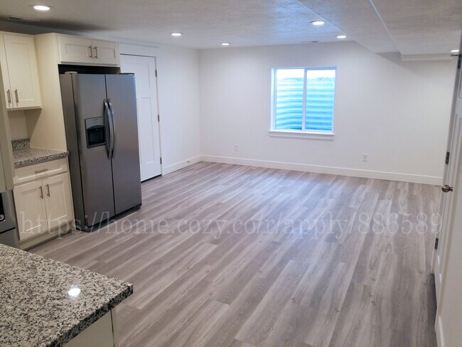 Foto del edificio - 115 N 410 E St