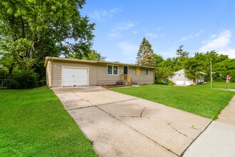 Building Photo - 8501 E 91 St