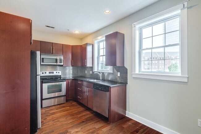 Foto del edificio - 2633 Catharine St