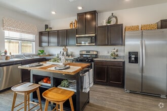 4BR, 2.5BA - 1,678SF - Aspen Vista at Anchor Pointe