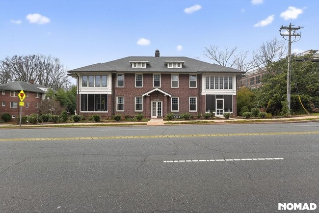 Building Photo - 222 Providence Rd