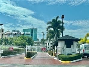 Foto del edificio - 7725 SW 86th St