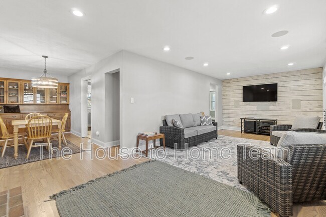 Foto del edificio - 405 Farrell St