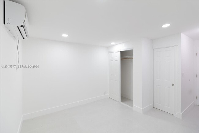 Foto del edificio - 5803 Buchanan St