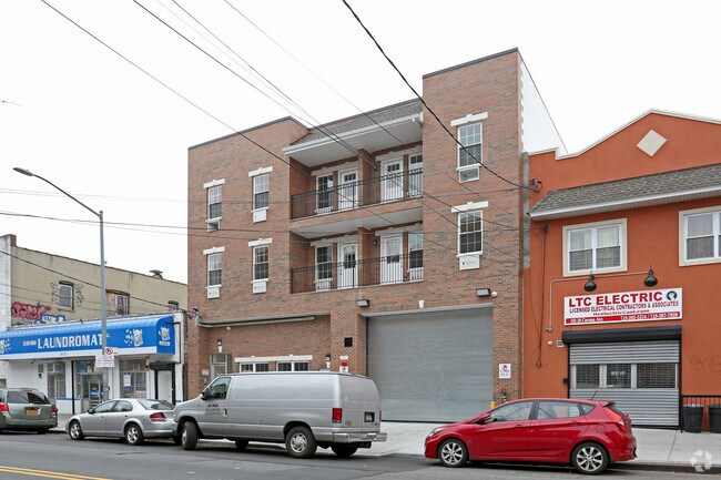 Foto del edificio - 10232 Corona Ave