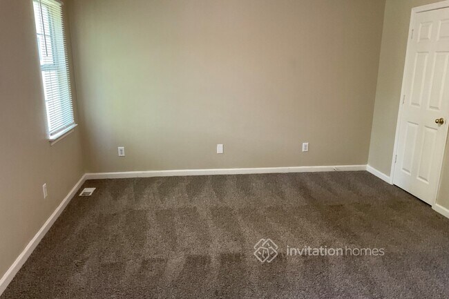 Foto del edificio - 6393 Hillview Ln