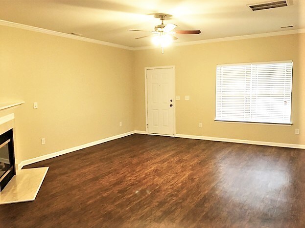 Foto del edificio - 4811 Spruce Peak Rd