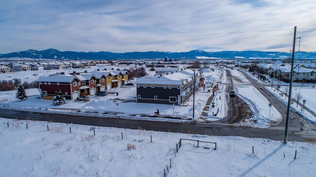 Foto del edificio - 1265 Baxter Creek Way