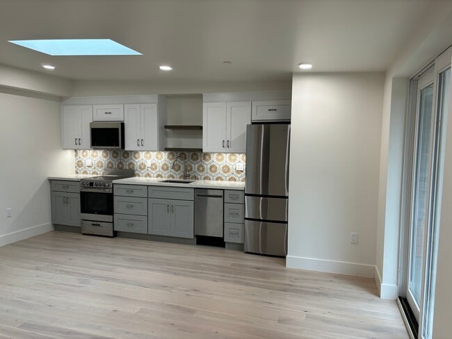 Building Photo - 3763 Cesar Chavez
