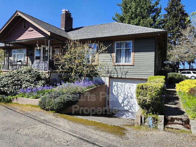 Photo - 4 Webster Pl Apartment