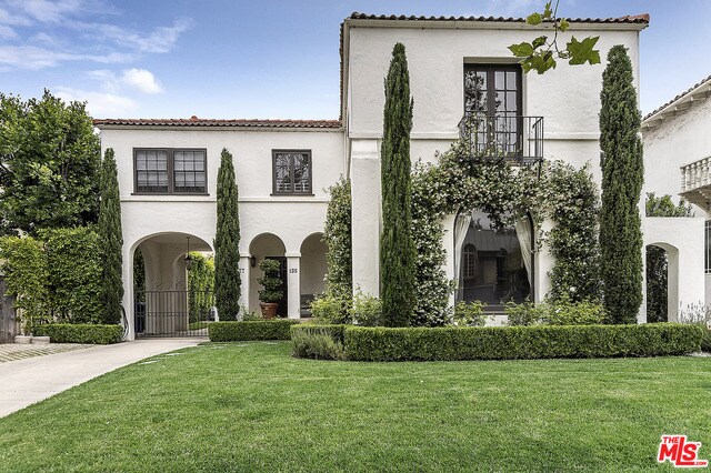 Foto del edificio - 135 S Orange Dr