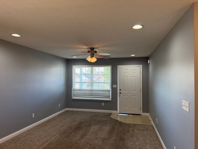 Foto del edificio - 186 Applewood Ln