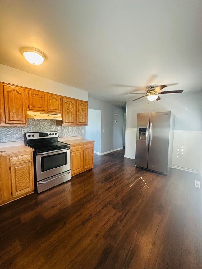 Foto del edificio - Charming 3 Bedroom Home in Fern Creek – Gr...