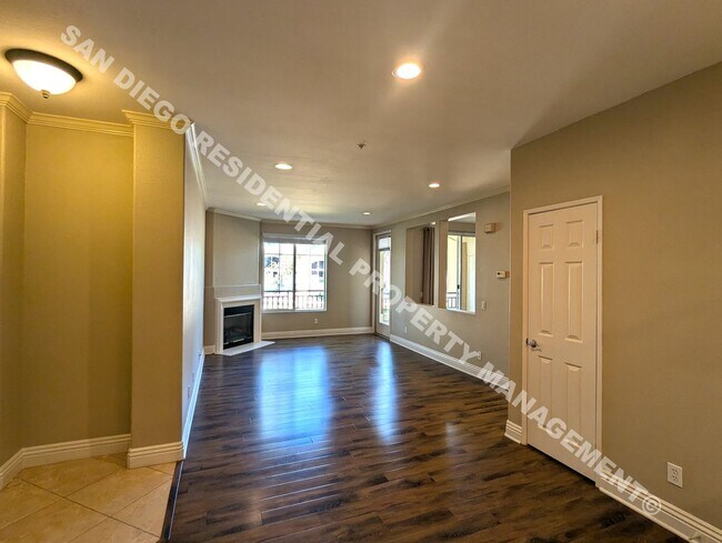 Foto del edificio - Elegant 2 Bedroom 2 Bath Condo in the Gate...