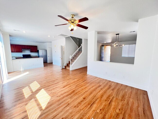 Building Photo - North Las Vegas 3 BD/2.5 BA with loft, bac...