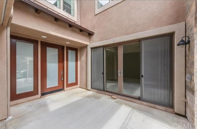 Building Photo - 102 Bellatrix