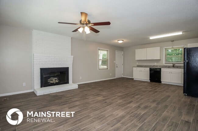 Foto del edificio - 4542 Lisa Dr