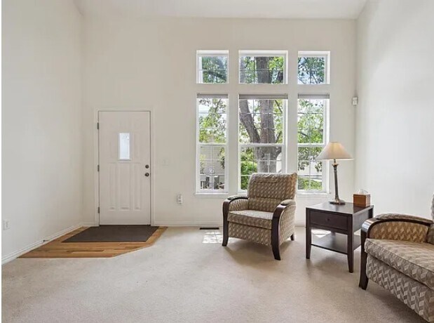 Photo - 604 S Yarrow St Townhome