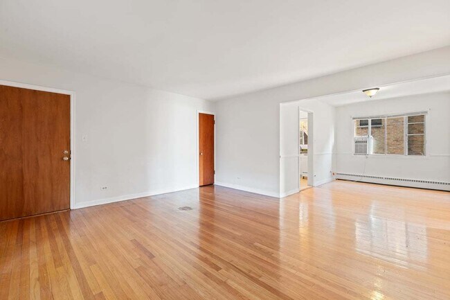 Foto del edificio - 1539 Monroe Ave