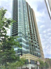 Building Photo - 111 W Maple St