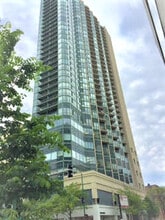 Building Photo - 111 W Maple St