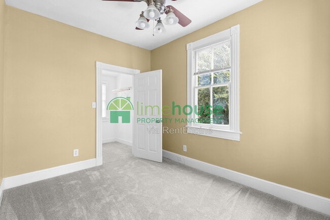 Photo - 106 Parkview Avenue House