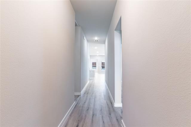 Foto del edificio - 106 Eastwood Rd