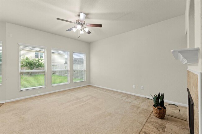 Foto del edificio - 15010 Calico Heights Ln