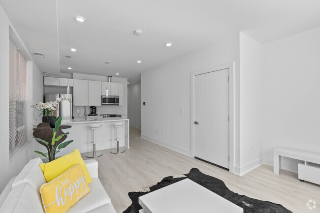 2BR, 2BA - 850SF - 4234 Benning Rd NE