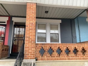 Building Photo - 348 N Simpson St