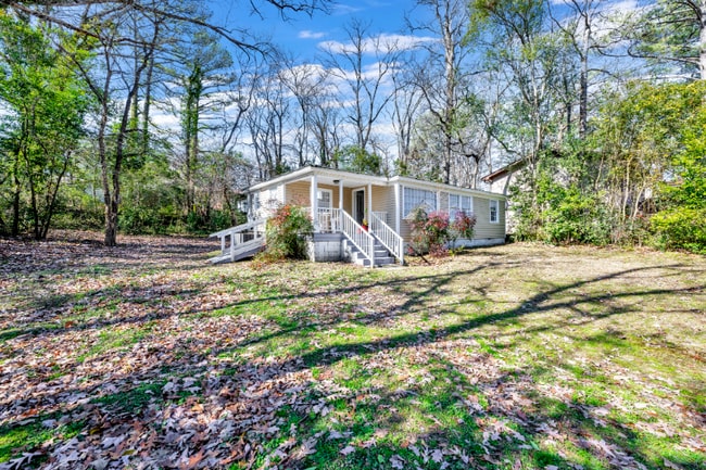 Building Photo - 1132 Oakwood St