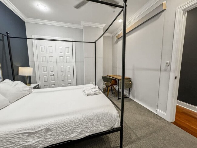 Foto del edificio - 1421 N 5th St