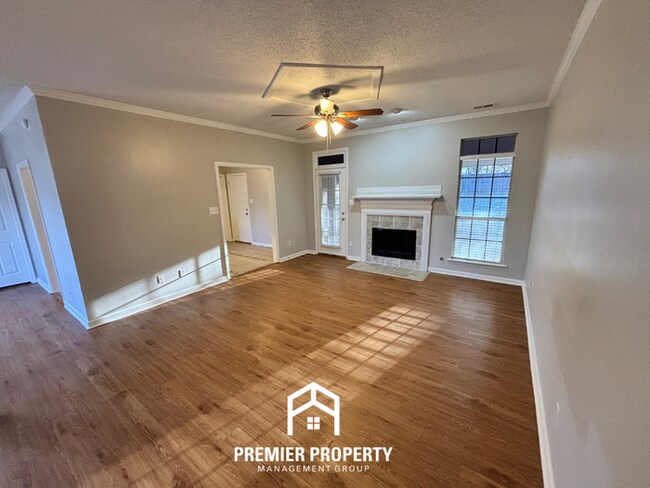 Foto del edificio - 416 Chadwick Cir