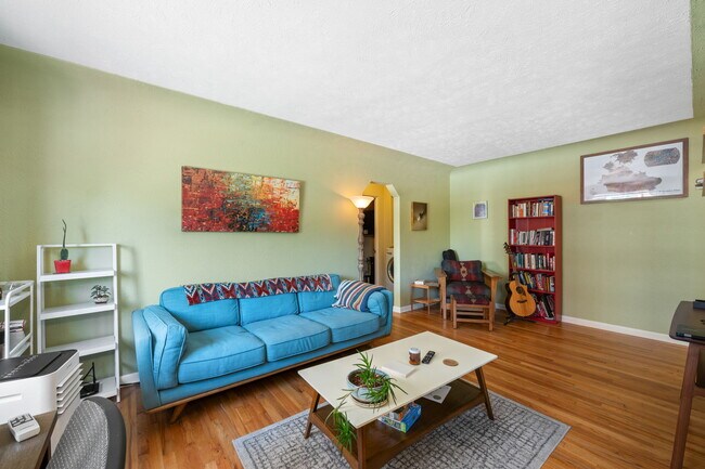 Foto del edificio - 1130 N Pennsylvania St