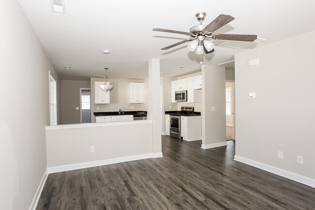 Foto del edificio - 1222 Kenly St