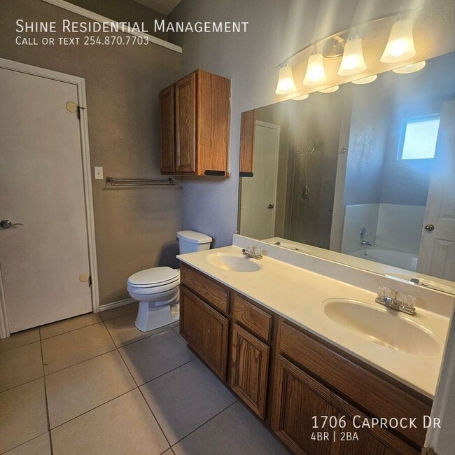 Building Photo - 1706 Caprock Dr