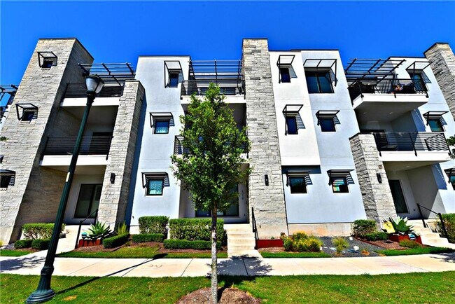 Building Photo - 4019 Berkman Dr