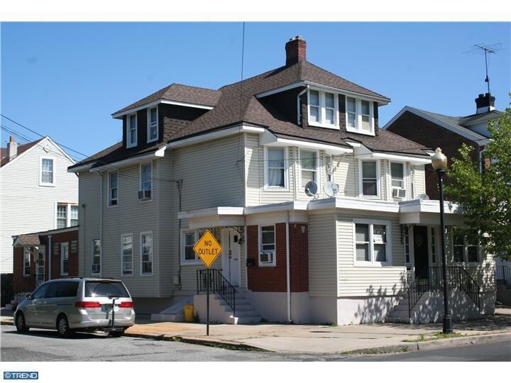 Primary Photo - 923 Brunswick Ave
