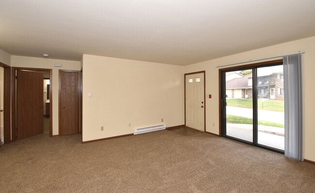 Building Photo - 5946 Joanne Dr