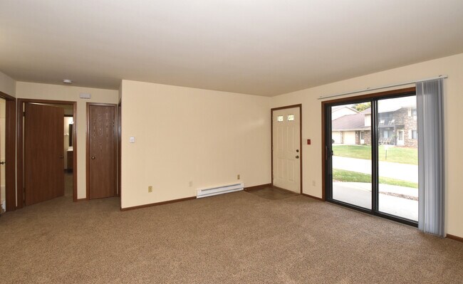 Foto del edificio - 5946 Joanne Dr