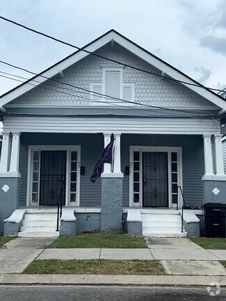 Building Photo - 2313 Dabadie St