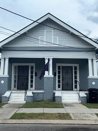 Building Photo - 2313 Dabadie St