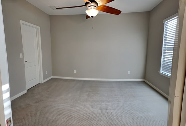 Building Photo - 56 Boardwalk Ave